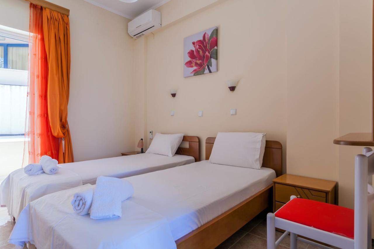 Christine Seaside Apartments In Chania スタロス エクステリア 写真