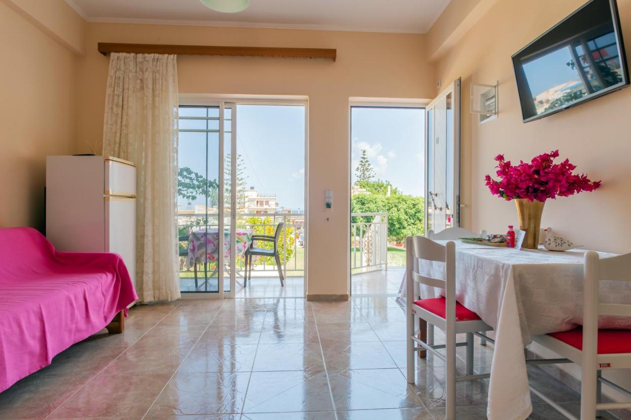 Christine Seaside Apartments In Chania スタロス エクステリア 写真