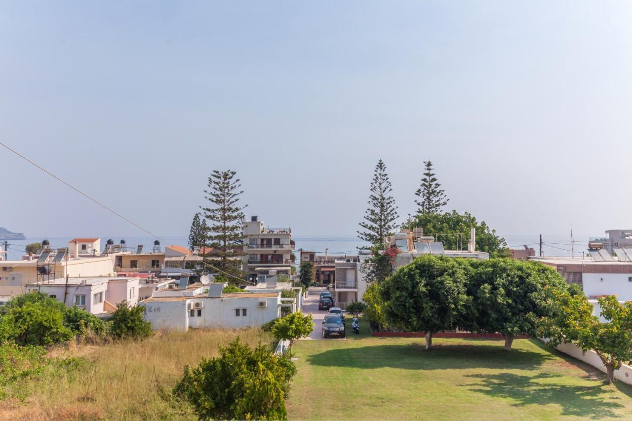 Christine Seaside Apartments In Chania スタロス エクステリア 写真