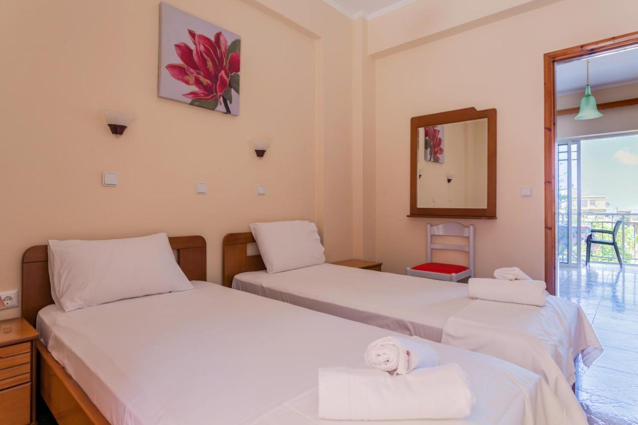 Christine Seaside Apartments In Chania スタロス エクステリア 写真