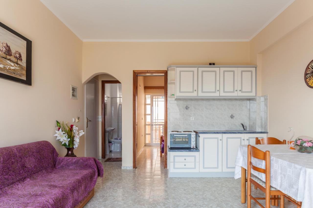 Christine Seaside Apartments In Chania スタロス エクステリア 写真