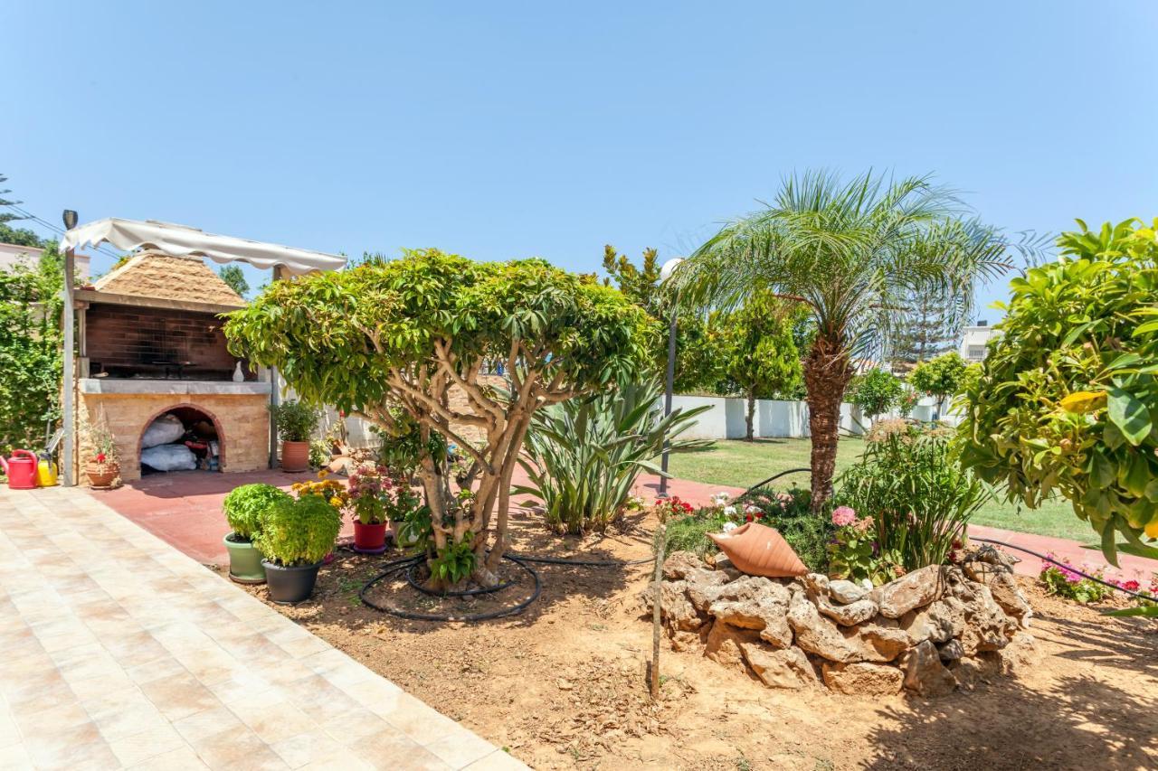 Christine Seaside Apartments In Chania スタロス エクステリア 写真
